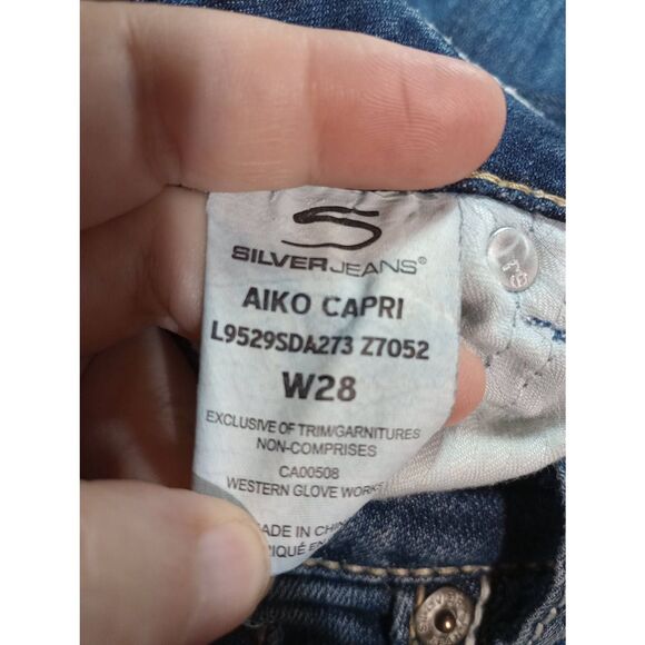 Silver Jeans Ladies 28 Aiko Capri‎ Classic Wash - Picture 7 of 9